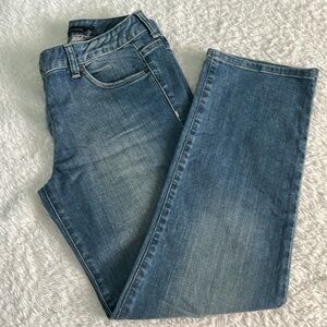 Calvin Klein women’s Classic Blue Denim Jeans. Size 29/8P.